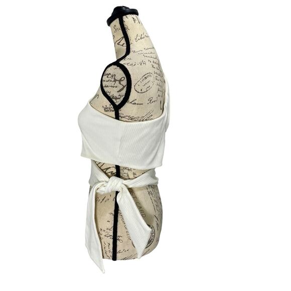 Lovers & Friends White Ribbed Knit One-Shoulder Blouse Size Large - Picture 6 of 10